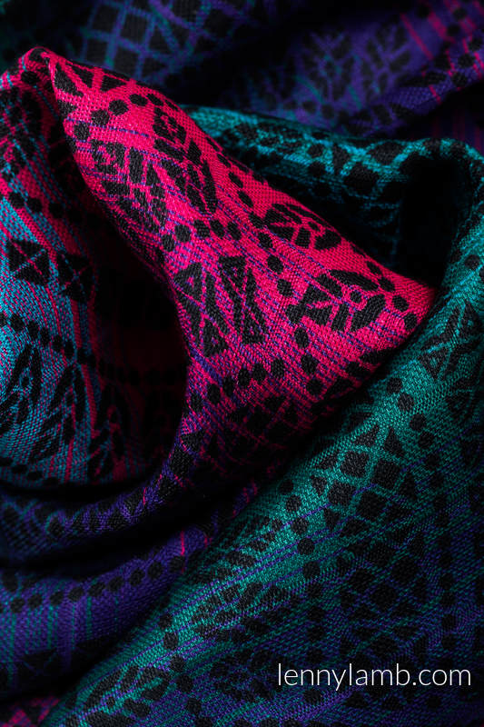 Lenny Lamb - Muslin Square - PEACOCK'S TAIL - BLACK OPAL (grade B) PEACOCK S TAIL BLACK OPAL B