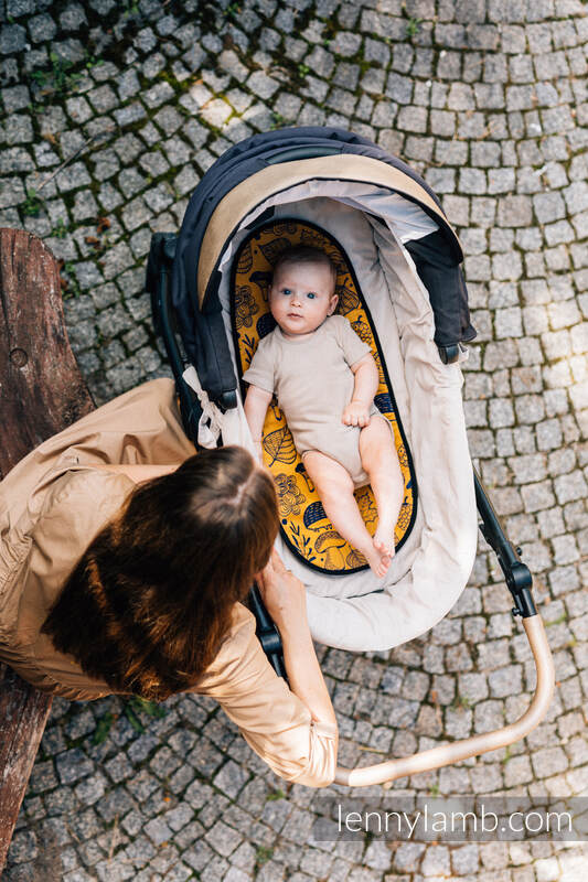 Lenny Lamb - Anti-sweat pram liner (for a bassinet) - UNDER THE LEAVES - GOLDEN AUTUMN UNDER THE LEAVES GOLDEN AUTUMN