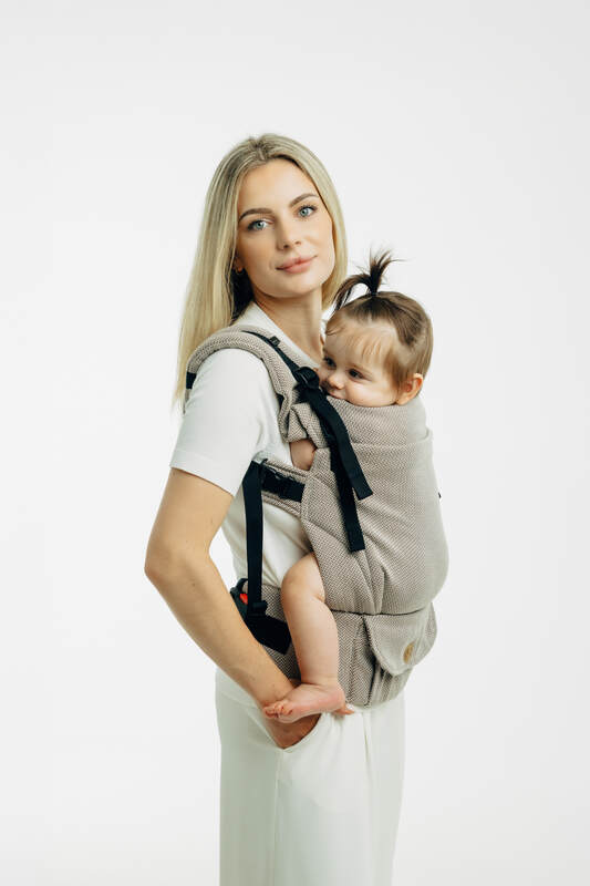 Lenny Lamb - My First Baby Carrier - LennyUpGrade PRO PRO LITTLE HERRINGBONE ALMOND B