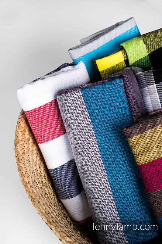 Lenny Lamb - Multicolor Scraps of wrap materials (cross-twill fabrics) 